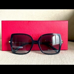 Valentino Garavani Rockstud Sunglasses